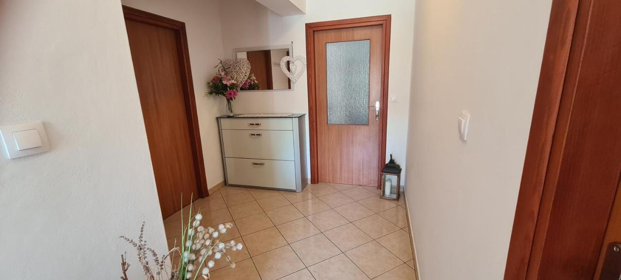 Apartman Mia Башка Екстер'єр фото