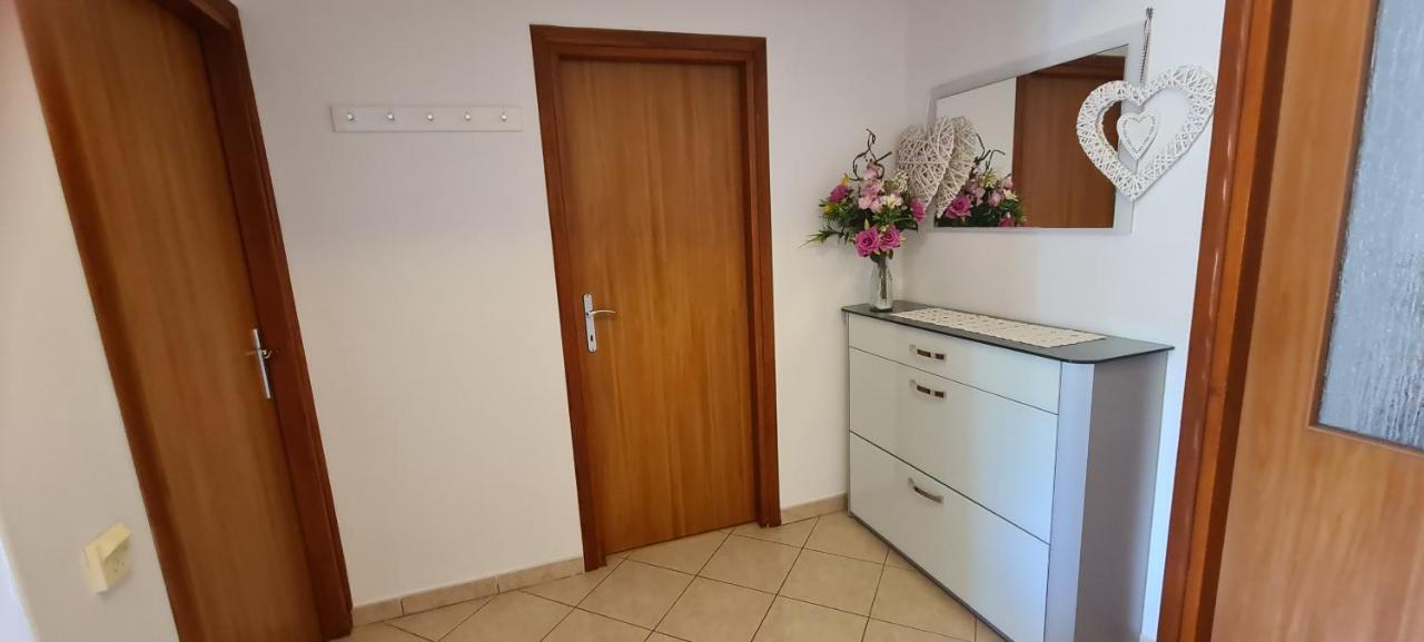 Apartman Mia Башка Екстер'єр фото